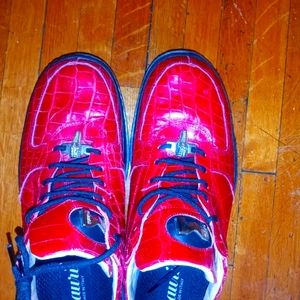 Mauri alligator 🐊 gym shoes